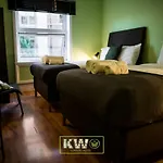 London K W Hotel